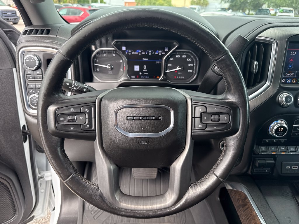 Used 2022 GMC Sierra 2500 Denali w/ Denali Ultimate Package AWD/4WD image 16