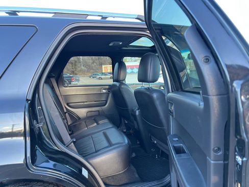 Used 2011 Ford Escape Limited w/ 302A Rapid Spec Order Code image 32