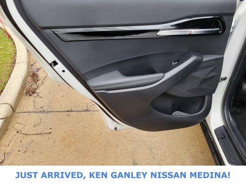 Used 2024 Kia Seltos EX image 17