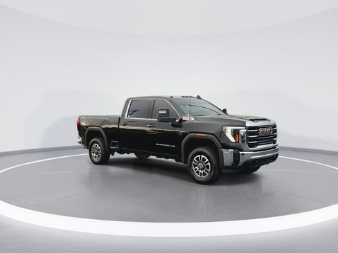 Used 2025 GMC Sierra 2500 SLE w/ SLE Value Package; image 2