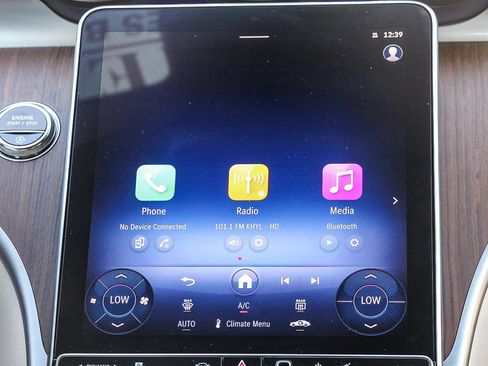 Certified 2025 Mercedes-Benz C 300 4MATIC Sedan image 11