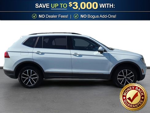 Used 2021 Volkswagen Tiguan SE w/ Panoramic Sunroof Package FWD image 8