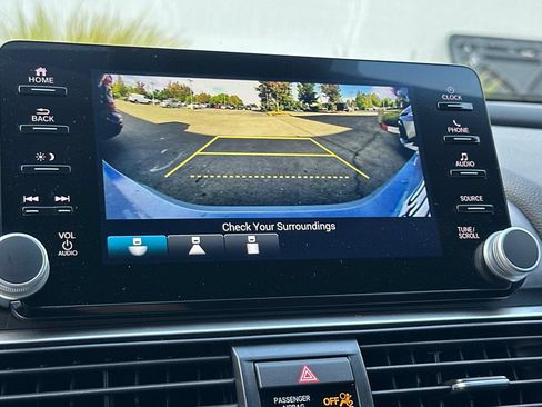 Used 2022 Honda Accord Sport image 26