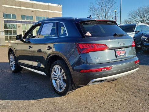 Used 2018 Audi Q5 2.0T Premium Plus w/ Premium Plus Package image 3