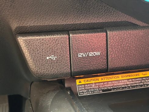 Used 2021 Toyota Camry XSE FWD image 28