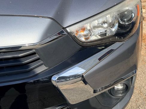 Used 2017 Mitsubishi Outlander Sport ES image 30