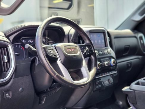 Used 2019 GMC Sierra 1500 SLE w/ SLE Value Package AWD/4WD image 17