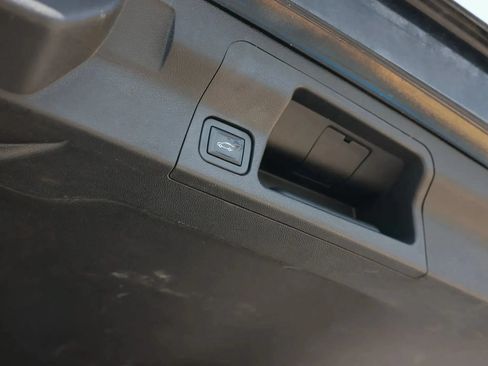 Used 2019 GMC Acadia SLT FWD image 42