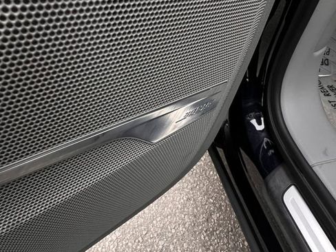 Used 2018 Audi Q7 3.0T Premium Plus w/ Premium Plus Package image 12