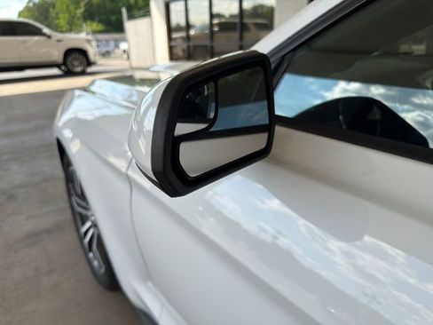 Used 2017 Ford Mustang Coupe RWD image 29