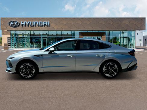 New 2024 Hyundai Sonata SEL w/ Convenience Package image 3