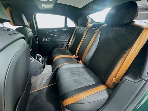 New 2025 Bentley Flying Spur Plug-In Hybrid image 24