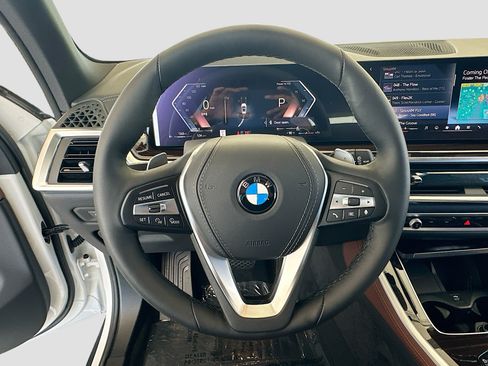 Used 2026 BMW X5 sDrive40i RWD image 10