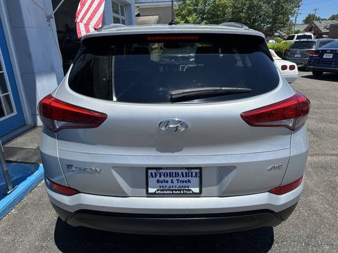 Used 2017 Hyundai Tucson SE w/ SE Popular Package 02 AWD/4WD image 10