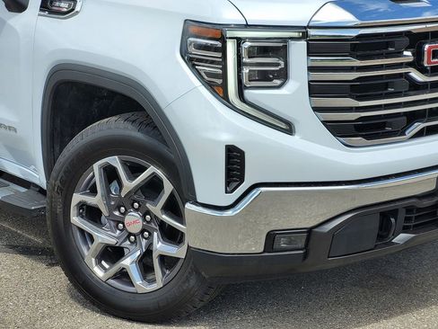New 2026 GMC Sierra 1500 SLT w/ SLT Premium Package AWD/4WD image 6