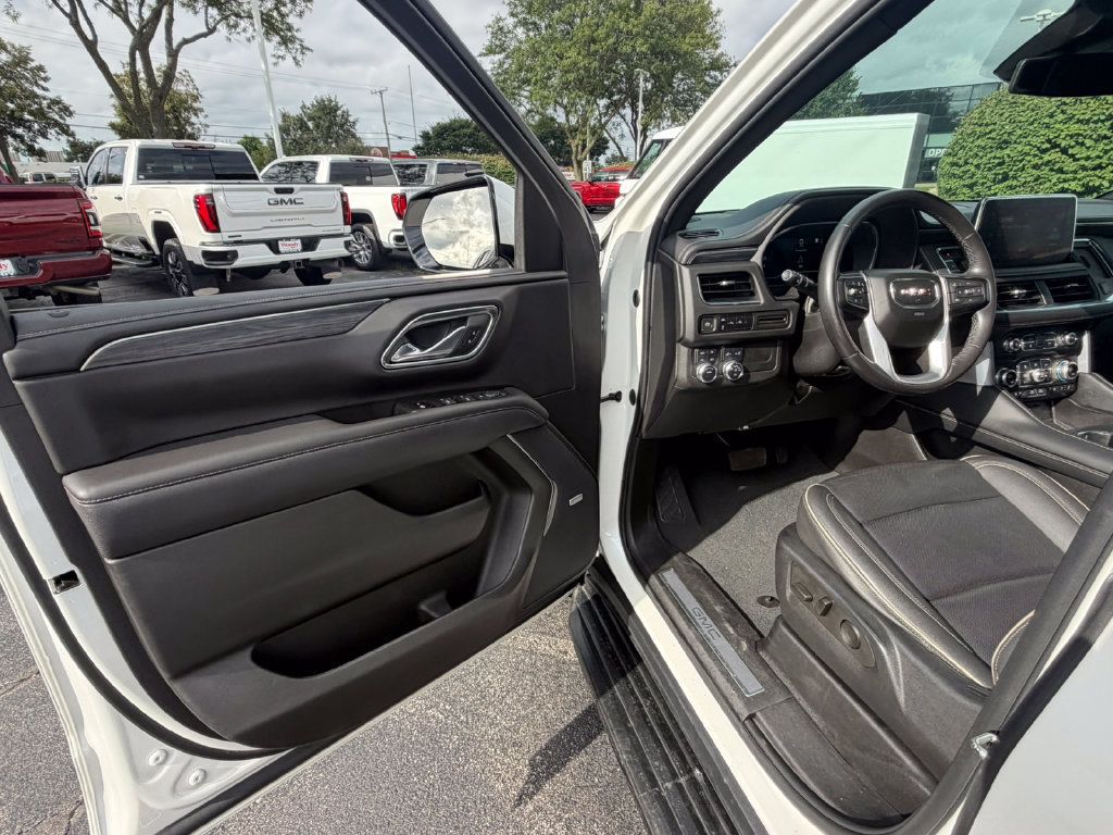 Certified 2023 GMC Yukon XL SLT AWD/4WD image 24