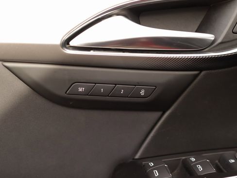 Used 2025 Buick Envision Sport Touring image 29