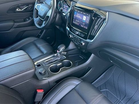 Used 2023 Chevrolet Traverse RS w/ LPO, 'HIT The Road' Package image 20
