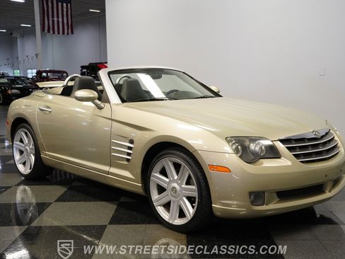 Used 2006 Chrysler Crossfire Limited RWD image 17