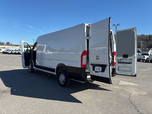 Used 2023 RAM ProMaster 3500 w/ Driver Convenience Group FWD image 19