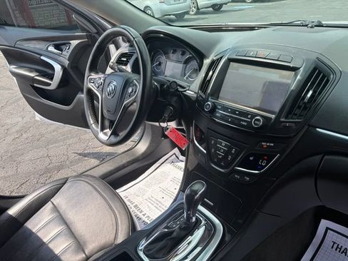 Used 2017 Buick Regal Sport Touring FWD image 26