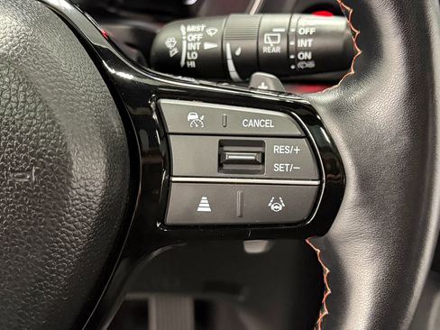 Used 2025 Honda Pilot TrailSport image 22