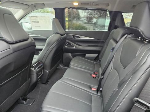 New 2026 INFINITI QX60 Luxe image 21