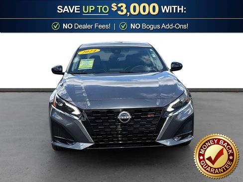 Used 2024 Nissan Altima 2.5 SR image 11