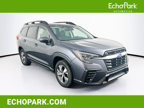 Used 2025 Subaru Ascent Premium AWD/4WD image 1