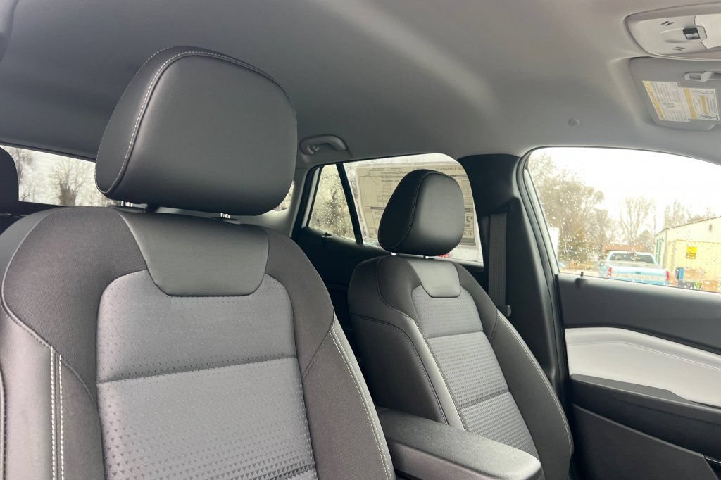 New 2026 Chevrolet Trax LT w/ Driver Confidence Package FWD image 14