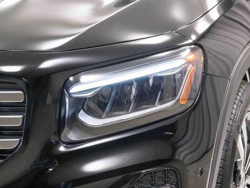 Certified 2026 Mercedes-Benz GLB 250 image 12