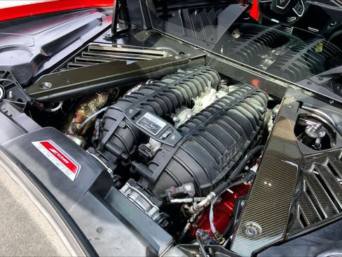 Used 2025 Chevrolet Corvette Z06 RWD image 29