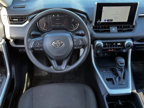 Used 2024 Toyota RAV4 LE image 10