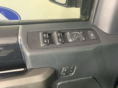 Used 2022 Ford F350 Platinum AWD/4WD image 13