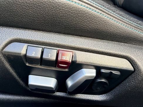 Used 2017 BMW M2 RWD image 19