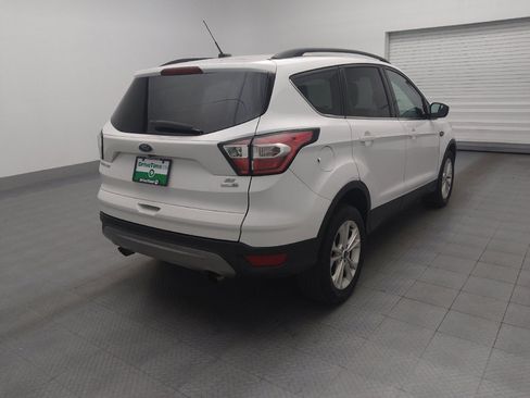 Used 2018 Ford Escape SE image 9
