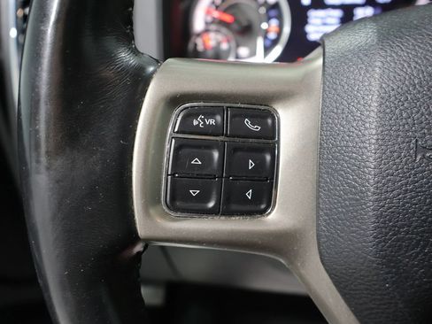 Used 2018 RAM 1500 Laramie AWD/4WD image 33