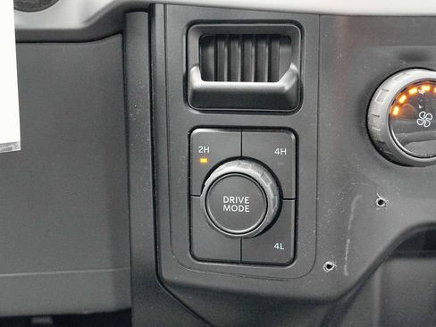 Used 2022 Ford F150 XL w/ Equipment Group 101A High AWD/4WD image 32