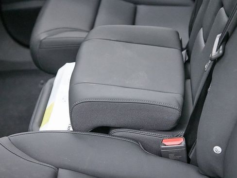 Certified 2025 Volvo EX90 Ultra image 26