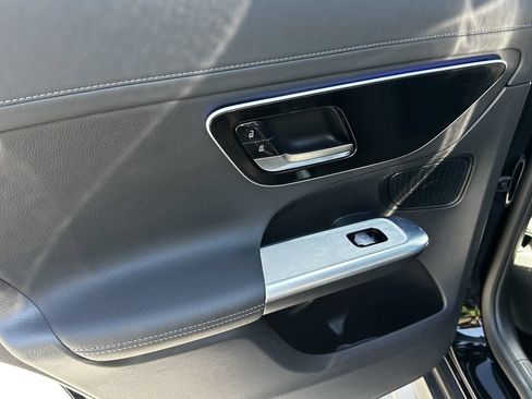 Certified 2026 Mercedes-Benz GLC 300 image 25