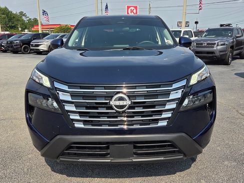 Used 2024 Nissan Rogue SV FWD image 16