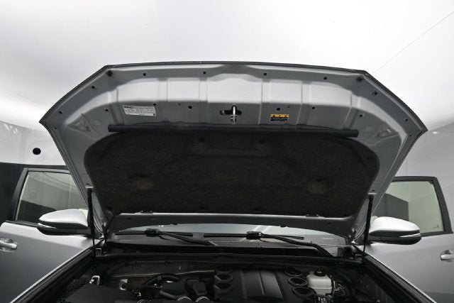 Used 2023 Toyota 4Runner TRD Off-Road Premium w/ Moonroof Package AWD/4WD image 18