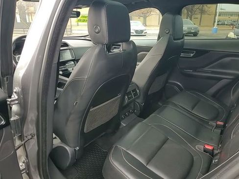 Used 2019 Jaguar F-PACE S image 28