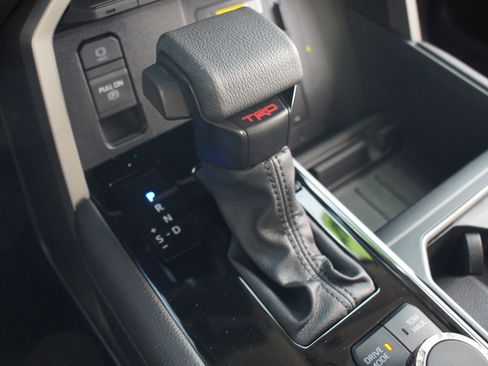 Used 2024 Toyota Tundra Limited image 13