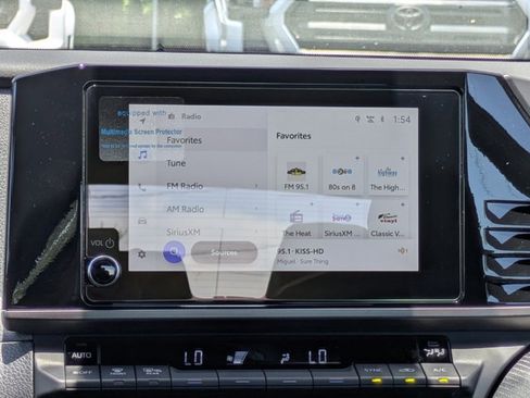New 2025 Toyota Camry SE w/ Convenience Package FWD image 15