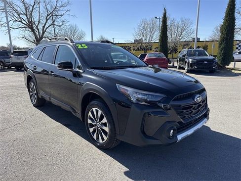 Used 2025 Subaru Outback Limited image 1