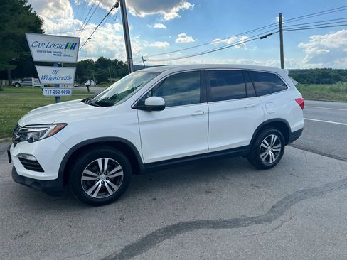 Used 2017 Honda Pilot EX-L image 4