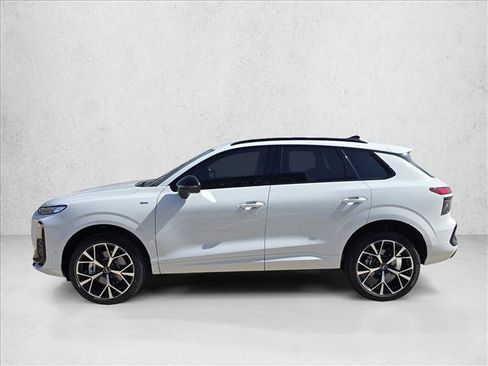 New 2026 Audi Q3 quattro 2.0T image 8