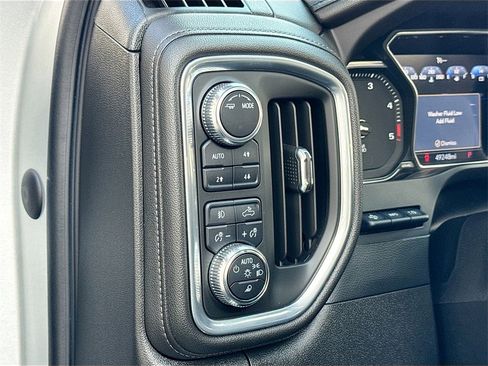 Used 2022 GMC Sierra 2500 Denali w/ Denali Ultimate Package image 24