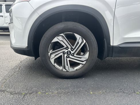 Used 2023 Hyundai Santa Fe SEL w/ Cargo Package image 27